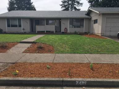 Main picture of 3482 And 3492 Parish St