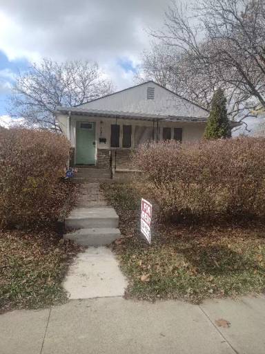 Main picture of 2587 Azelda St