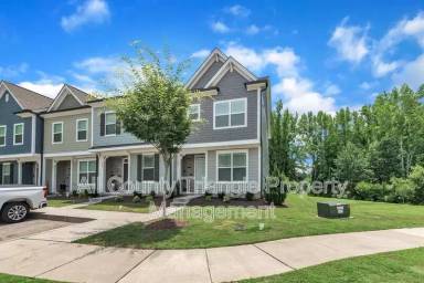 Main picture of 267 Old Grove Ln