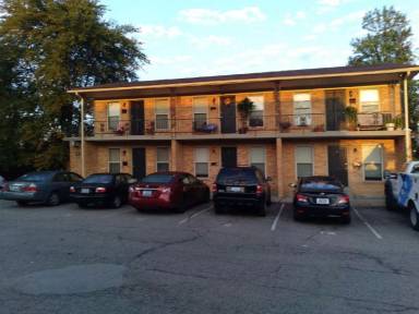 Main picture of 3210 Chinquapin Ln