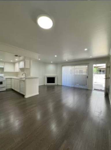 Main picture of 13002 Riverside Dr