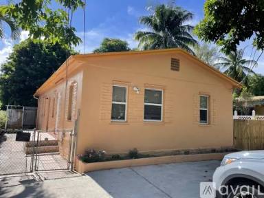 Main picture of 11452 Peachtree Dr