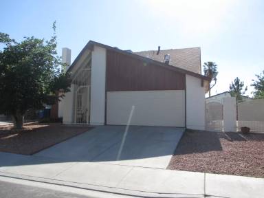 Main picture of 3955 Redwood St