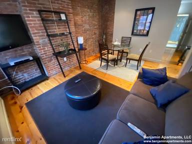 Main picture of 17 Garrison St