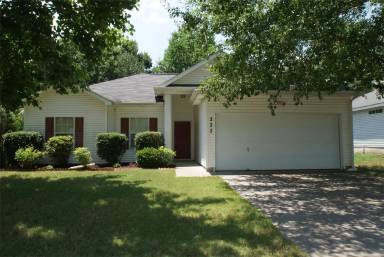 Main picture of 225 Postwood Ct