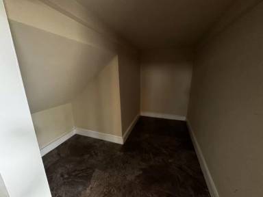 Main picture of 1318 Hill View Cir
