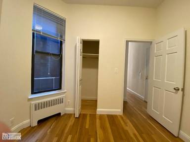 Main picture of 171 E 83rd St