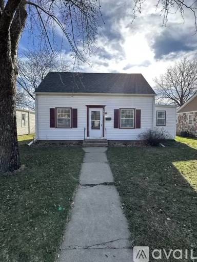 Main picture of 4905 Arlington St