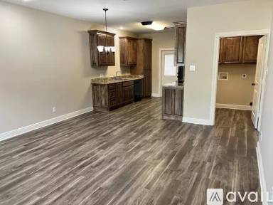 Main picture of 112 Fairlane Dr