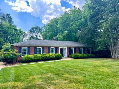Main picture of 6414 Greencove Dr