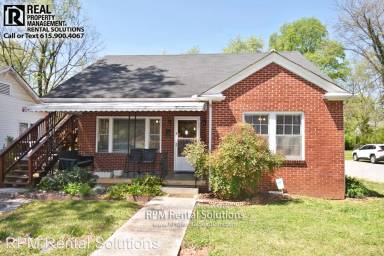 Main picture of 220 S Bilbro Ave