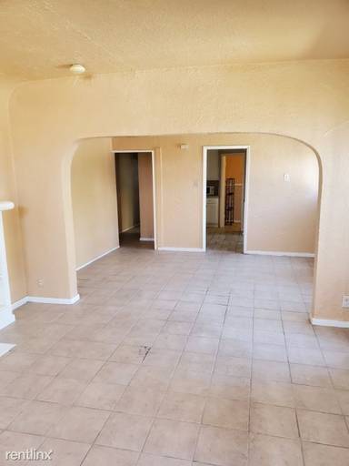 Main picture of 4833 2nd Ave