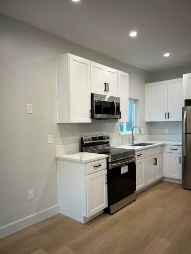 Main picture of 16934 Calahan St