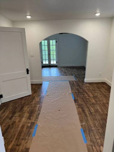 Main picture of 219 W Meadow St