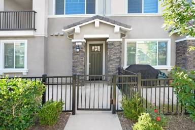 Main picture of Gabion Ranch Woodridge