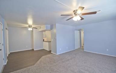 Main picture of The Pointe at Devon Court