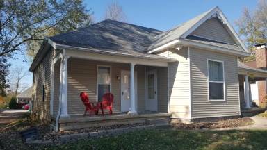 Main picture of 614 S Lincoln St