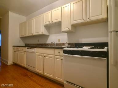 Main picture of 2438 W Rosemont Ave