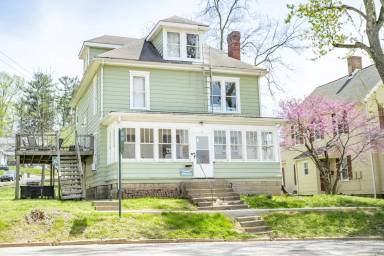 Main picture of 18 N Shafer St