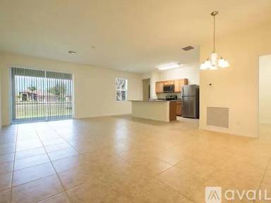 Main picture of 1403 NE 2nd Pl