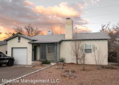 Main picture of 1130 Vassar Dr NE