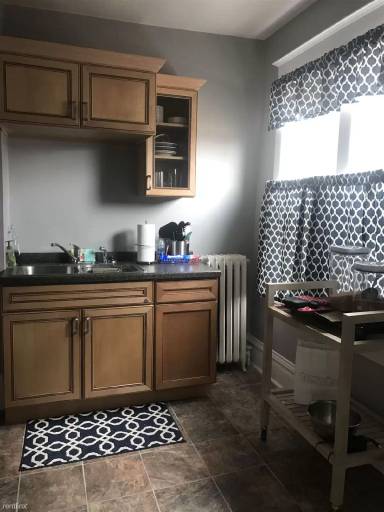 Main picture of 1717 1/2 Hammond Ave