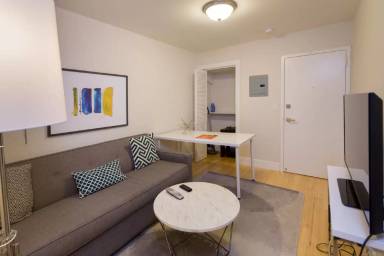 Main picture of 1016 WASHINGTON Apartments & Suites