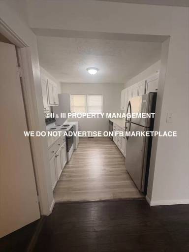 Main picture of 731 W 25th St