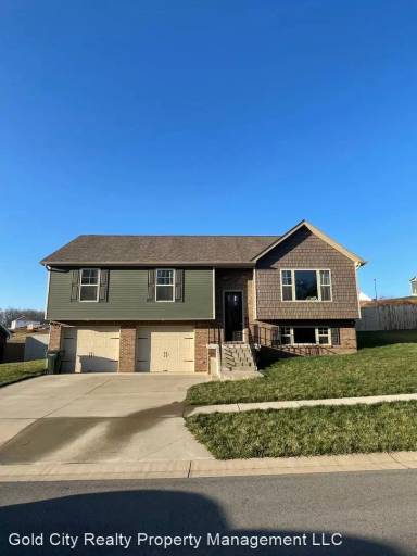 Main picture of 137 Sawgrass Ave