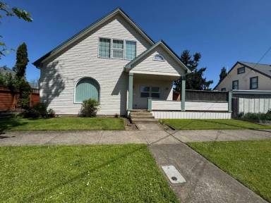 Main picture of 236 E Madison Ave