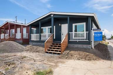 Main picture of 202 E Sinto Ave