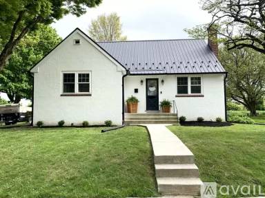 Main picture of 640 Hodgson St