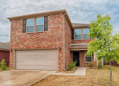 Main picture of 126 Darrow Creek Dr
