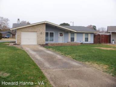 Main picture of 828 Tamarack Ct