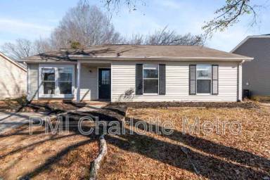 Main picture of 3214 Old House Cir