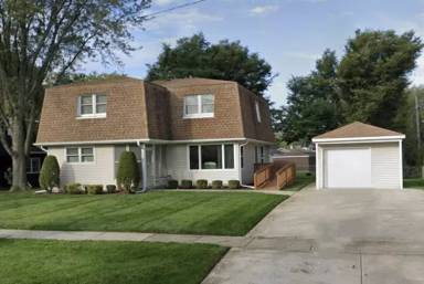 Main picture of 2605 Oriole Ln
