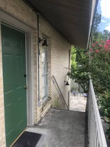 Main picture of 636 Lakeland Dr