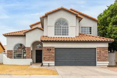 Main picture of 725 W Palo Verde St