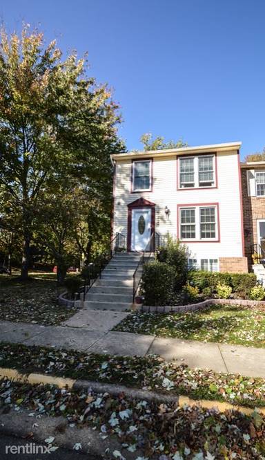 Main picture of 5227 Chapel Cove Ct