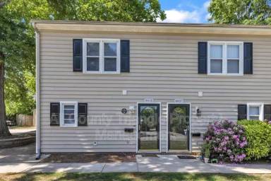 Main picture of 8835 Chapel Hill Rd