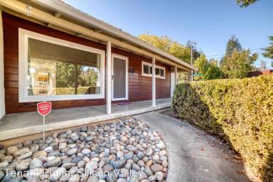 Main picture of 492 Cypress Ave