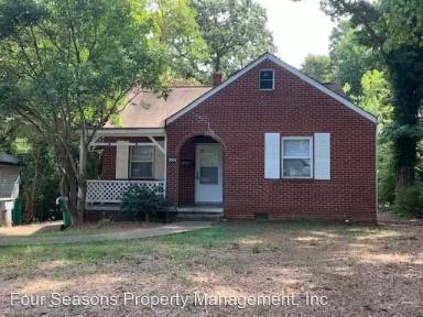 Main picture of 3004 Parkway Ave