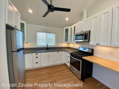 Main picture of 454 W Los Angeles Dr