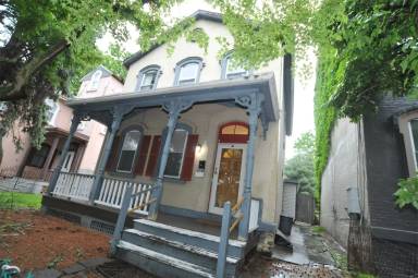 Main picture of 14 Davies Pl