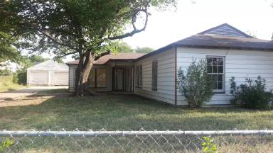 Main picture of 701 Carrie Ave