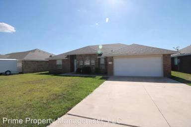 Main picture of 1816 Arbor Dr