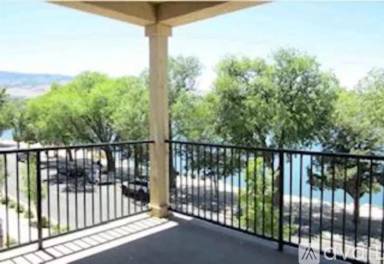 Main picture of Edgewater at Virginia Lake
