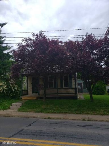 Main picture of 206 N George St