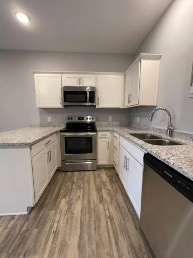 Main picture of 122 Bellbrook Ln