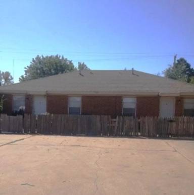 Main picture of 2109 S Loop 289